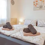 Pet Friendly In شقة